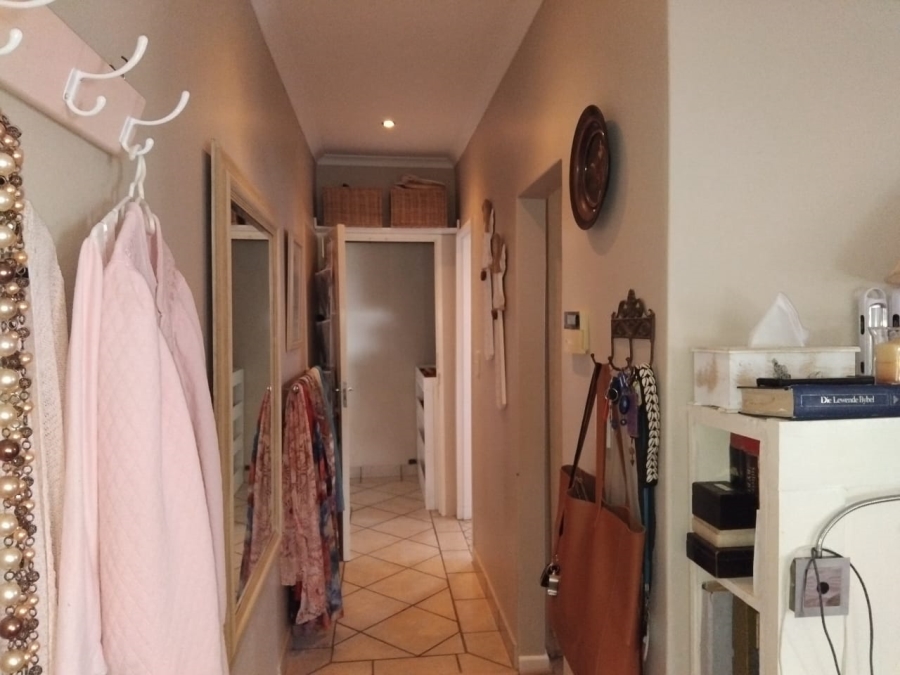 5 Bedroom Property for Sale in Myburgh Park Western Cape